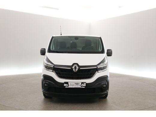 Renault Trafic 2.0 dCi 145PK L2H1 | Automaat | Airco | Cruise | Camera | 3 Zits | 2xSchuifdeur | Navi | Trekhaak ActivLease financial lease