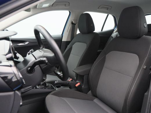 Skoda Fabia 1.0 MPi Ambition | Cruise Control | Airco | CarPlay | Parkeersensoren | 64.451 Km !! ActivLease financial lease