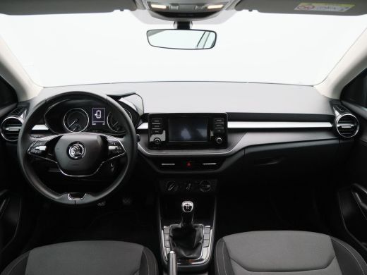 Skoda Fabia 1.0 MPi Ambition | Cruise Control | Airco | CarPlay | Parkeersensoren | 64.451 Km !! ActivLease financial lease