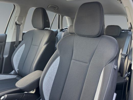 Skoda Kamiq 1.0 115pk TSI Selection Parkeersensor achter | Keyless start | Cruise control ActivLease financial lease