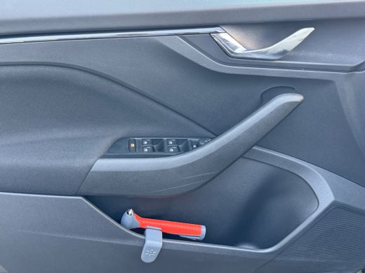 Skoda Kamiq 1.0 115pk TSI Selection Parkeersensor achter | Keyless start | Cruise control ActivLease financial lease