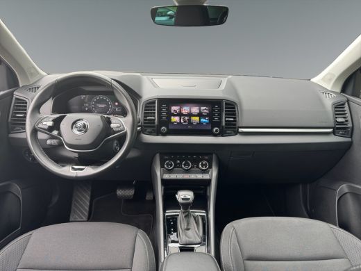 Skoda Karoq 1.5 150pk TSI ACT Business Edition Verwarmbare voorstoelen | Trekhaak wegklapbaar elektrisch | Ad... ActivLease financial lease