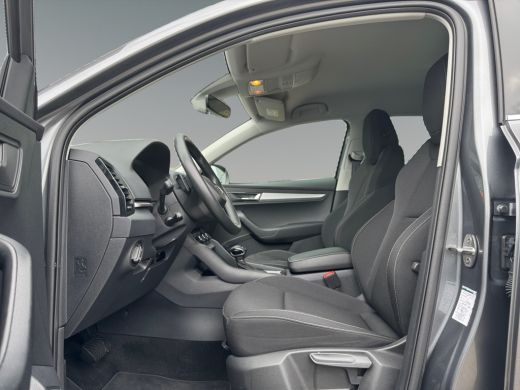 Skoda Karoq 1.5 150pk TSI ACT Business Edition Verwarmbare voorstoelen | Trekhaak wegklapbaar elektrisch | Ad... ActivLease financial lease