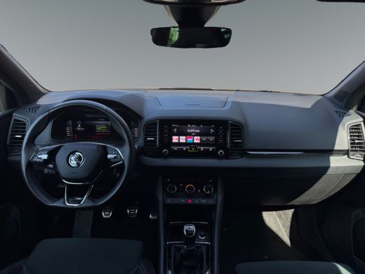 Skoda Karoq 1.5 150pk TSI ACT Sportline Business Winter Pakket Plus | Elektrische trekhaak, wegklapbaar | Tec... ActivLease financial lease
