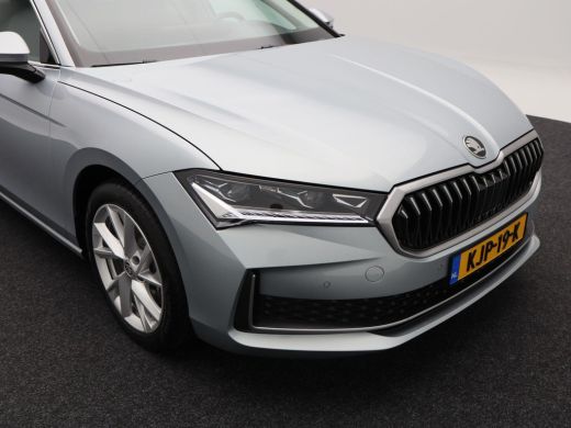 Skoda Superb Combi 1.5 TSi 204 Pk Automaat PHEV Edition | Stoelverwarming | Adaptive Cruise | Panorama dak | C... ActivLease financial lease