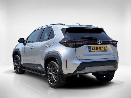 Toyota Yaris Cross 1.5 Hybrid Adventure | HUD | Dodehoek detectie | Parkeersensoren & Camera | ActivLease financial lease