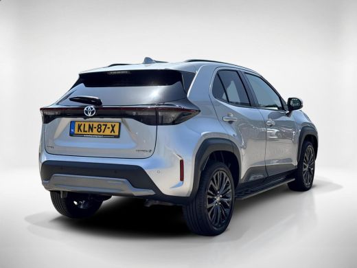 Toyota Yaris Cross 1.5 Hybrid Adventure | HUD | Dodehoek detectie | Parkeersensoren & Camera | ActivLease financial lease