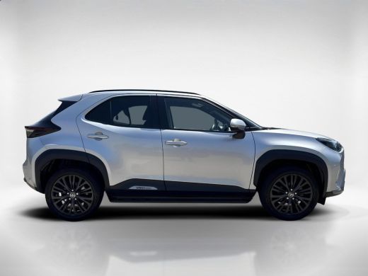 Toyota Yaris Cross 1.5 Hybrid Adventure | HUD | Dodehoek detectie | Parkeersensoren & Camera | ActivLease financial lease