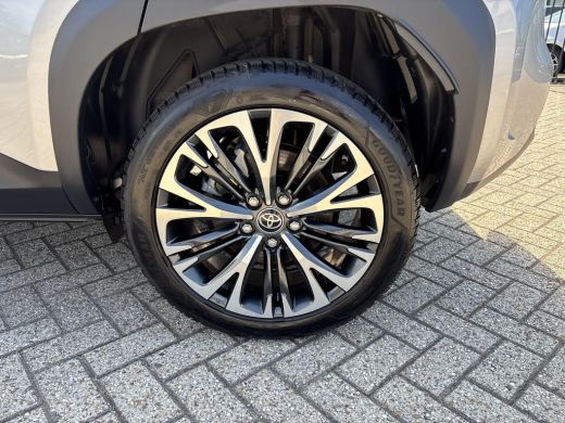 Toyota Yaris Cross 1.5 Hybrid Executive | Lederen bekleding | ActivLease financial lease