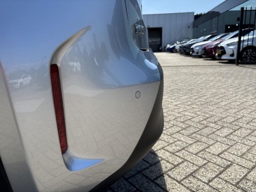 Toyota Yaris Cross 1.5 Hybrid Executive | Lederen bekleding | ActivLease financial lease