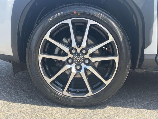 Toyota Yaris Cross 1.5 Hybrid GR Sport | Head up display | Navigatie | Stoelverwarming | Parkeersensoren | ActivLease financial lease