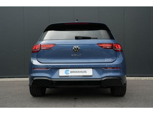 Volkswagen Golf 1.5 eTSI R-Line Edition | Panorama | Harman & Kardon | HUD | Sportonderstel | Dodehoek Detectie | ActivLease financial lease