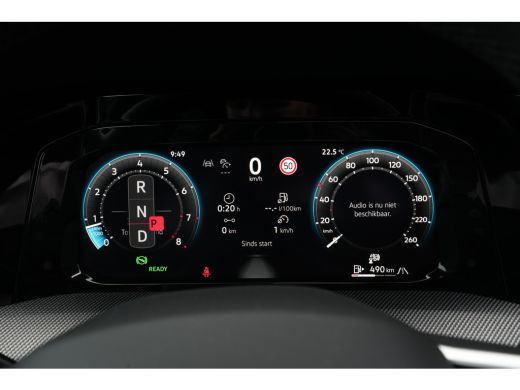 Volkswagen Golf 1.5 eTSI R-Line Edition | Panorama | Harman & Kardon | HUD | Sportonderstel | Dodehoek Detectie | ActivLease financial lease