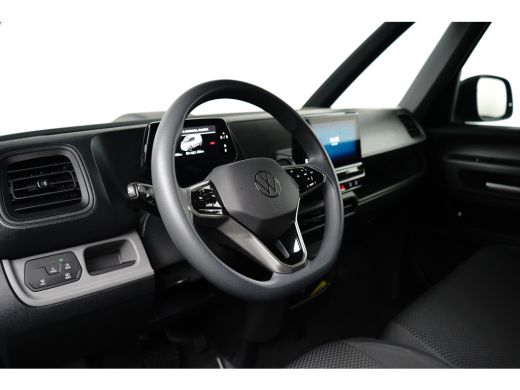 Volkswagen ID. Buzz Cargo Cargo 77 KWH 204 pk | Cruise control | Apple Carplay | Stoelverwarming | ActivLease financial lease