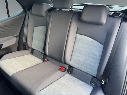 Volkswagen ID.3 Life 58 kWh 204pk Parkeersensoren v&oacute;&oacute;r en achter | Adaptive Cruise Control | Voorstoelen verwarmbaar ActivLease financial lease