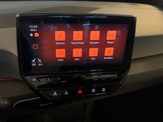Volkswagen ID.3 Life 58 kWh 204pk Parkeersensoren v&oacute;&oacute;r en achter | Adaptive Cruise Control | Voorstoelen verwarmbaar ActivLease financial lease
