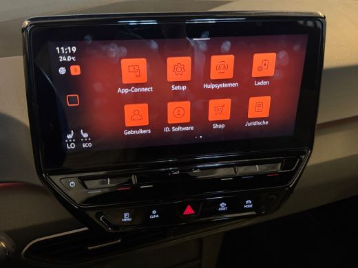 Volkswagen ID.3 Life 58 kWh 204pk Parkeersensoren v&oacute;&oacute;r en achter | Adaptive Cruise Control | Voorstoelen verwarmbaar ActivLease financial lease