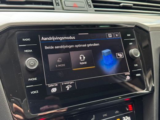 Volkswagen Passat Variant 218PK DSG HYBRID GTE BUSINESS CAMERA/NAVI/VIRTUAL ActivLease financial lease