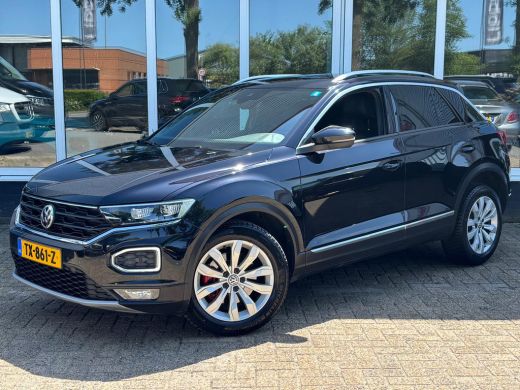 Volkswagen T-Roc 1.0 TSI Sport | Apple Carplay | Leer | Stoelverwarming | Achterruitrijcamera | Adaptieve Cruise ActivLease financial lease