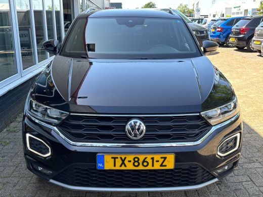 Volkswagen T-Roc 1.0 TSI Sport | Apple Carplay | Leer | Stoelverwarming | Achterruitrijcamera | Adaptieve Cruise ActivLease financial lease