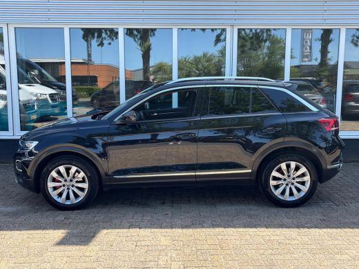 Volkswagen T-Roc 1.0 TSI Sport | Apple Carplay | Leer | Stoelverwarming | Achterruitrijcamera | Adaptieve Cruise ActivLease financial lease