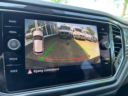 Volkswagen T-Roc 1.0 TSI Sport | Apple Carplay | Leer | Stoelverwarming | Achterruitrijcamera | Adaptieve Cruise ActivLease financial lease