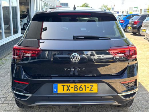 Volkswagen T-Roc 1.0 TSI Sport | Apple Carplay | Leer | Stoelverwarming | Achterruitrijcamera | Adaptieve Cruise ActivLease financial lease