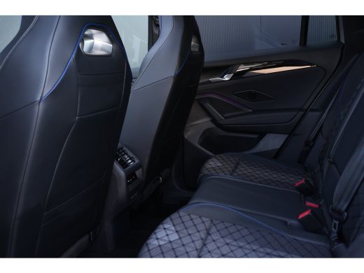 Volkswagen Tiguan 1.5 eHybrid R-Line Edition | Trekhaak | Panorama | DCC | Camera | ActivLease financial lease