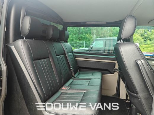 Volkswagen Transporter 2.0 TDI Dubbel Cabine 5 Persoons Airco LED 2x Schuifdeur Trekhaak ActivLease financial lease