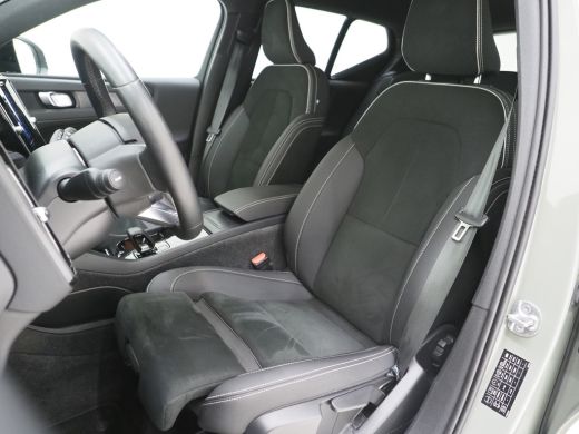 Volvo  XC40 Ext. Range 252PK Plus 82kWh | Warmtepomp | Privacy glas | Stoelverw. | Nubuck | Adapt cruise ActivLease financial lease