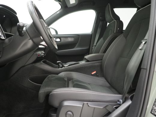 Volvo  XC40 Ext. Range 252PK Plus 82kWh | Warmtepomp | Privacy glas | Stoelverw. | Nubuck | Adapt cruise ActivLease financial lease