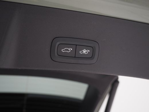 Volvo  XC40 Ext. Range 252PK Plus 82kWh | Warmtepomp | Privacy glas | Stoelverw. | Nubuck | Adapt cruise ActivLease financial lease