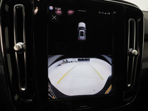 Volvo  XC40 Ext. Range 252PK Plus 82kWh | Warmtepomp | Privacy glas | Stoelverw. | Nubuck | Adapt cruise ActivLease financial lease