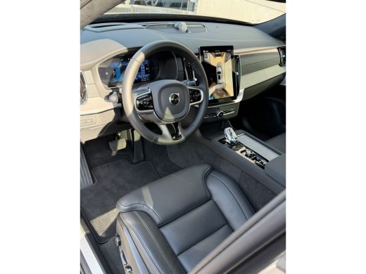 Volvo  XC90 2.0 T8 Plug-in hybrid AWD Ultra Dark B&W-Stoel vent/mass-ACC-Pano-Head up-Keyless ActivLease financial lease