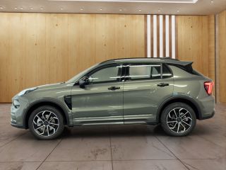 Lynk & Co 01 Core | Stoelverwarming | Parkeercamera | Apple Carplay/Android Auto |