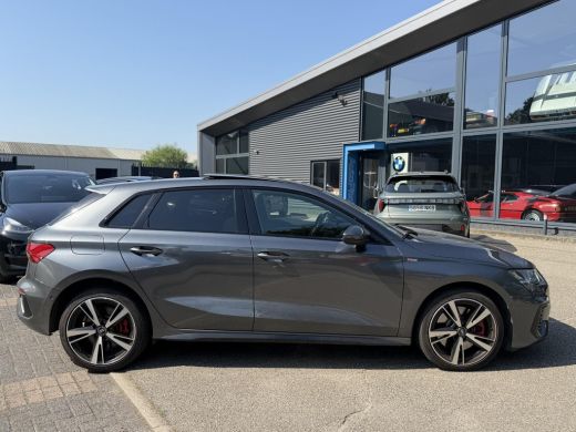 Audi A3 Sportback 45 TFSI e S edition Competition 245 PK PHEV | VAN &euro; 34.900,- VOOR &euro; 32.877,- | UW WK-VO... ActivLease financial lease