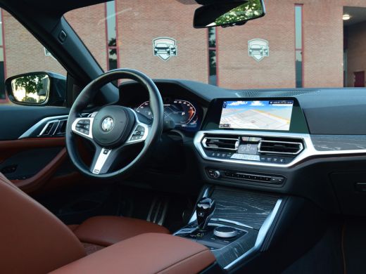 BMW 4 Serie Cabrio M440i xDrive | Individial | M Carbon | Stoelvent. ActivLease financial lease