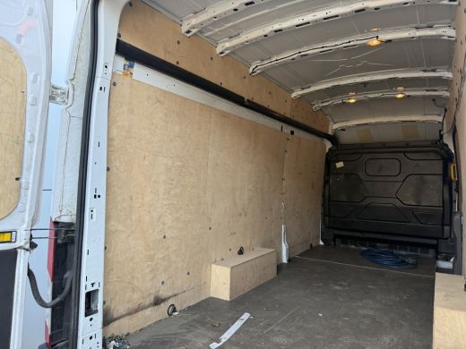 Ford E-Transit 68kWh 184PK L4H3 317km WLTP 95.3% (SOH) BEV Snelladen Carplay Climate control Cruise control Navi... ActivLease financial lease