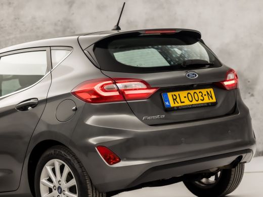 Ford Fiesta 1.0 EcoBoost Titanium (PANORAMADAK, APPLE CARPLAY, GROOT NAVI, BANG&OLUFSEN, STUUR/STOELVERWARMIN... ActivLease financial lease