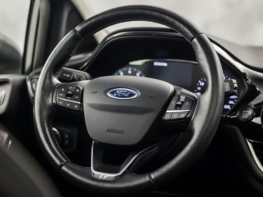Ford Fiesta 1.0 EcoBoost Titanium (PANORAMADAK, APPLE CARPLAY, GROOT NAVI, BANG&OLUFSEN, STUUR/STOELVERWARMIN... ActivLease financial lease