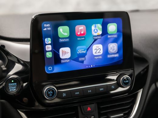 Ford Fiesta 1.0 EcoBoost Titanium (PANORAMADAK, APPLE CARPLAY, GROOT NAVI, BANG&OLUFSEN, STUUR/STOELVERWARMIN... ActivLease financial lease