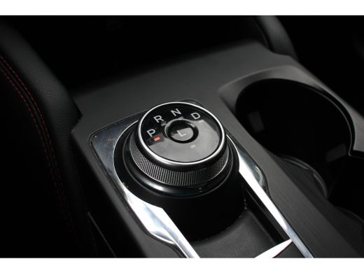 Ford Kuga 2.5 PHEV ST-LINE X | DEALER OH! | 18" LMV | ADAPTIVE CRUISE | WINTERPACK | EL. ACHTERKLEP | HEAD-... ActivLease financial lease