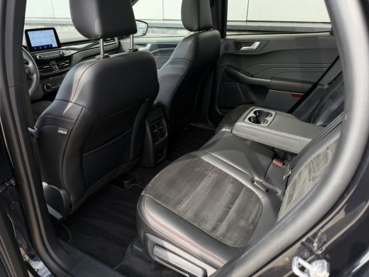 Ford Kuga 2.5 PHEV ST-Line X | Pano | LED | B&O | Navi | Camera | Elek. Achterklep | ActivLease financial lease