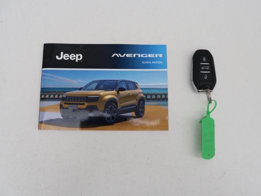 Jeep Avenger Longitude 54 kWh | SOH 97,5% | Adaptive cruise | Carplay | Camera | Full LED | Climate control | ... ActivLease financial lease