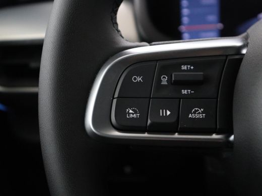 Jeep Avenger Longitude 54 kWh | SOH 97,5% | Adaptive cruise | Carplay | Camera | Full LED | Climate control | ... ActivLease financial lease