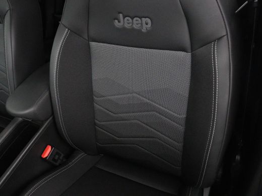 Jeep Avenger Longitude 54 kWh | SOH 97,5% | Adaptive cruise | Carplay | Camera | Full LED | Climate control | ... ActivLease financial lease