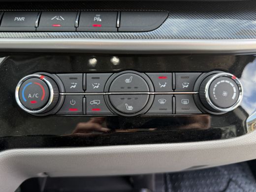 Maxus eDeliver9 52kWh 204PK Elektrisch L2H2 256km Stad WLTP Snelladen LED Carplay Cruise control Camera Airco Par... ActivLease financial lease