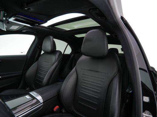 Mercedes-Benz C-Klasse 180 AMG Line (INCL-BTW) *PANO | LEATHER | FULL-LED | HEATED-SPORTSEATS | DIGI-COCKPIT | BLINDSPOT... ActivLease financial lease