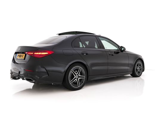 Mercedes-Benz C-Klasse 180 AMG Line (INCL-BTW) *PANO | LEATHER | FULL-LED | HEATED-SPORTSEATS | DIGI-COCKPIT | BLINDSPOT... ActivLease financial lease