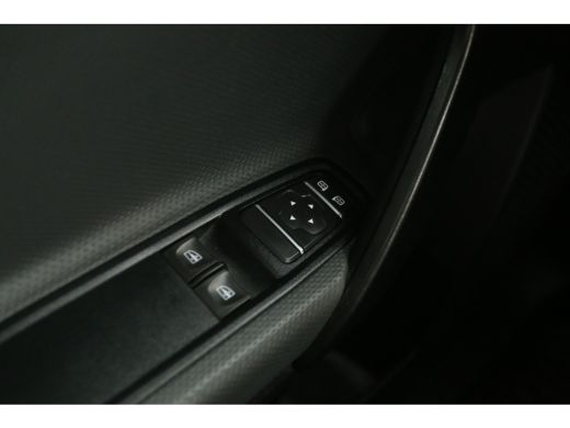 Mercedes-Benz Citan 110 CDI | 3 Zits | Airco | Cruise | Carplay | Parkeersens. | LED ActivLease financial lease